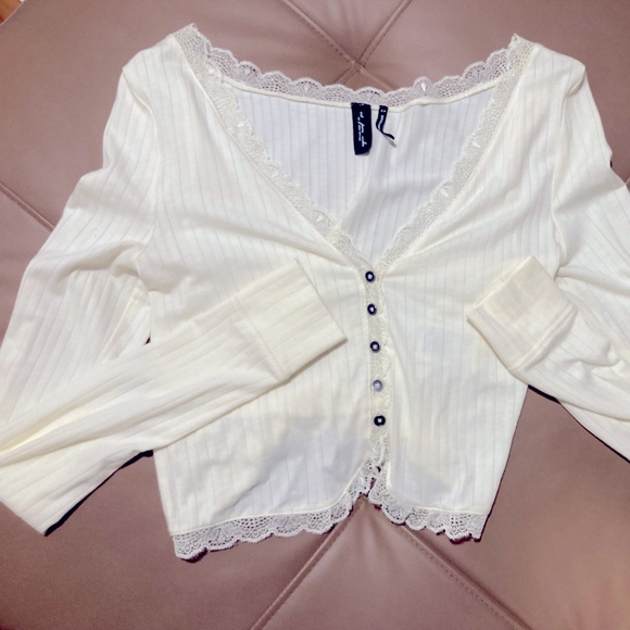 Urban Outfitters Ribbed White Cardigan, Size Small - Picture 2 of 4